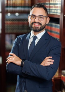 O Estado deve respeitar o piso ético salarial dos profissionais de cargos públicos?