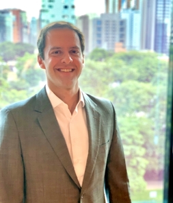 Advogado tributarista inaugura escritório de atuação especializada