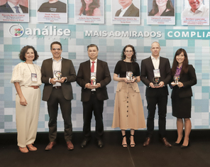 Orgulho e gratidão: anuário Análise Executivos Jurídicos e ...